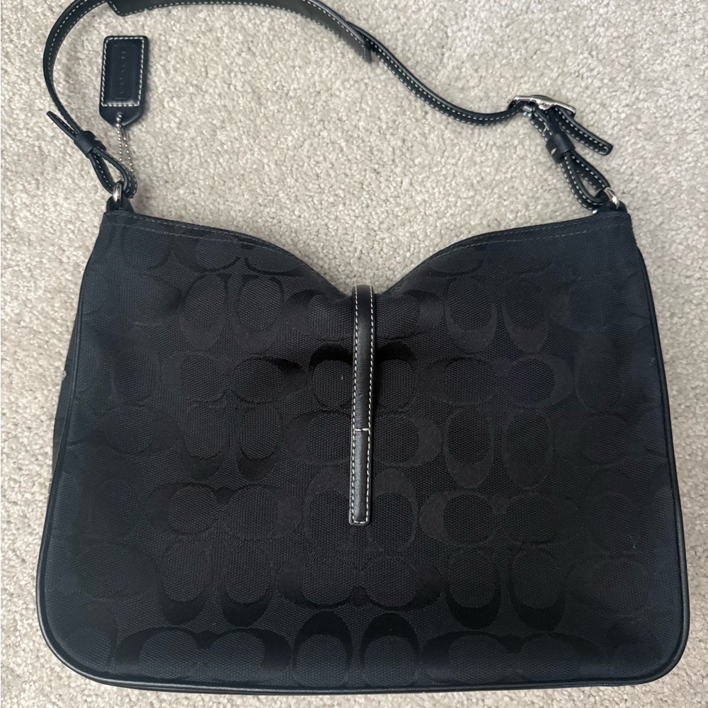 Vintage Y2K Coach Hamptons 6091 Signature C Clip Shoulder Bag in Black - Picture 2 of 8
